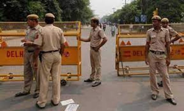 स्कूलों में बम होने की धमकी वाले झूठे संदेशों पर विश्वास न करें: दिल्ली पुलिस