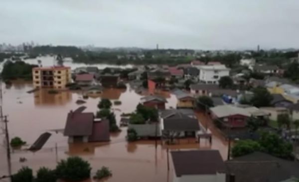 ब्राज़ील में तूफान में 100 की मौत, 1 लाख घर क्षतिग्रस्त