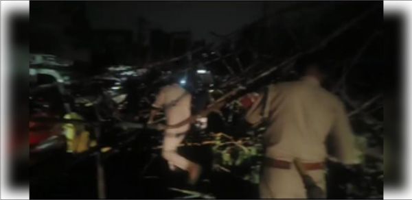 दिल्ली-एनसीआर में आंधी-तूफान से तबाही, दो लोगों की मौत
