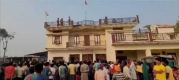 सीतापुर में युवक ने परिवार के पांच लोगों की गोली मारकर हत्या की, बाद में खुद को भी उड़ाया