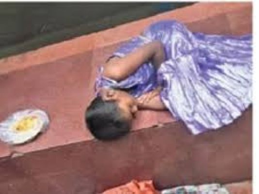 ग्वालियर रेलवे स्टेशन पर दंपती ने नवजात शिशु और दो अन्य नाबालिग बच्चों को छोड़ा