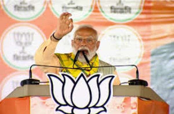 प्रधानमंत्री मोदी ने रामकृष्ण मिशन, भारत सेवाश्रम संघ के खिलाफ बयान के लिए ममता की निंदा की