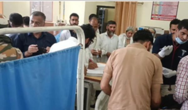 जम्मू-कश्मीर के पुंछ में एनसी की रैली में चाकू से हमला, तीन घायल