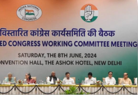 कांग्रेस कार्यसमिति की बैठक में उठी राहुल गांधी को नेता प्रतिपक्ष बनाने की मांग 