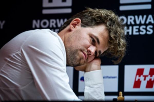 नॉर्वे शतरंज: मैग्नस कार्लसन, जू वेनजुन ने जीते खिताब
