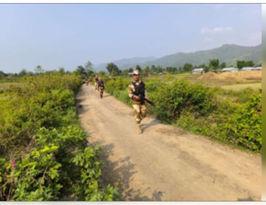 मणिपुर के हिंसाग्रस्त जिले में 70 से ज्यादा घरों में आगजनी, कमांडो तैनात