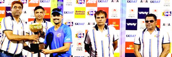 सीसीपीएल में रायपुर रायनोस ने 10 जून का मैच 5 विकेट से जीता