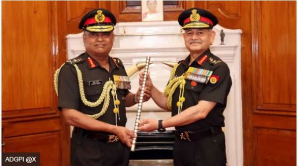 भारतीय थल सेना के नए प्रमुख जनरल उपेंद्र द्विवेदी ने संभाला पदभार