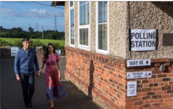 ब्रिटेन में आम चुनाव के लिए 40,000 केंद्रों पर मतदान जारी, पीएम ऋषि सुनक ने डाला वोट 