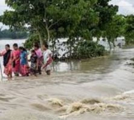 असम में बाढ़ की स्थिति गंभीर, मुख्यमंत्री ने डिब्रूगढ़ की स्थिति का जायजा लिया