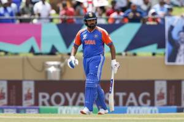 रोहित शर्मा को एक कप्तान और बल्लेबाज के तौर पर रिप्लेस करने के लिए भारत के पास हैं ये विकल्प