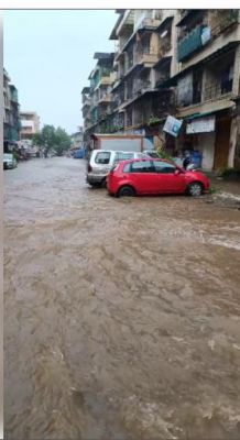 नवी मुंबई और पनवेल में बारिश का कहर, प्रशासन ने सावधानी बरतने के दिए निर्देश
