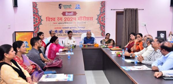 मॉरीशस में विश्वरंग का आयोजन भव्य रहा, अगले वर्ष से अफ्रो एशिया अंतर्राष्ट्रीय सम्मान शुरू होगा- डॉ. चौबे