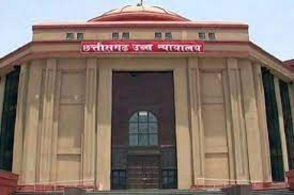 समय से पहले खुली हाईकोर्ट, दुर्ग निवासी महिला के बेघर होने पर आईजी दुर्ग को नोटिस