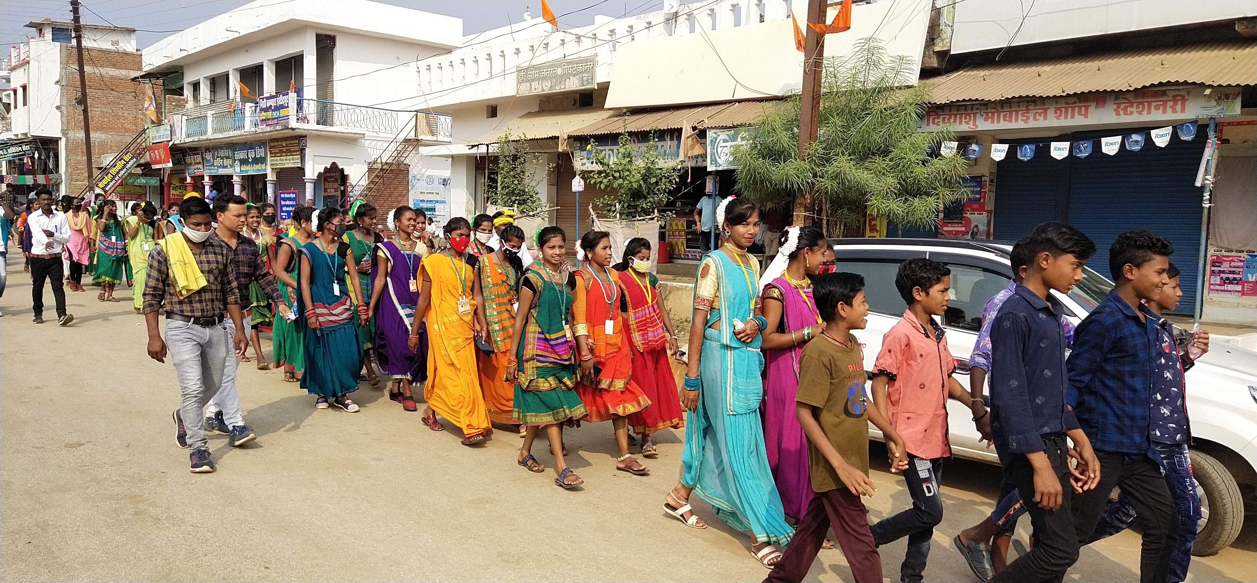 आदिवासी समाज ने मनाया वीर नारायण सिंह का शहादत दिवस
