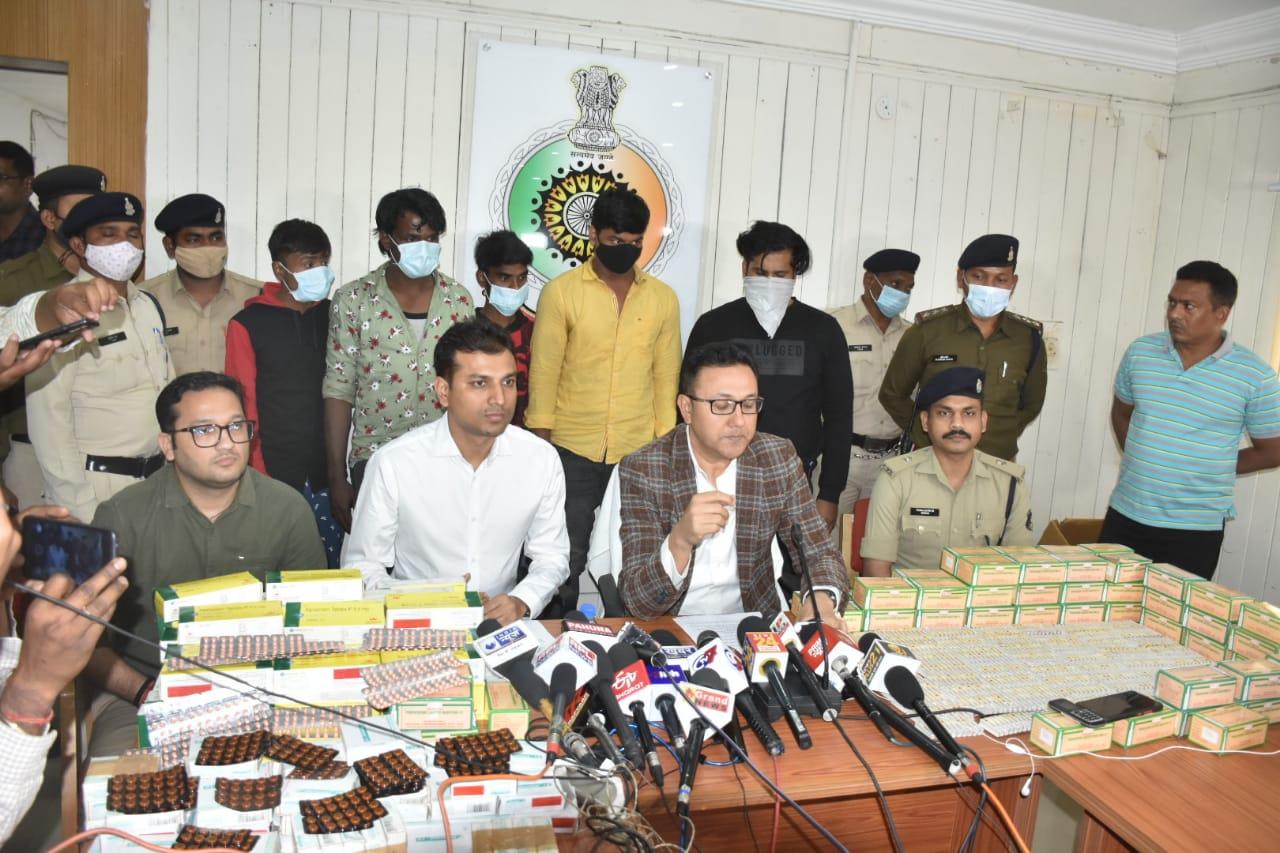रायपुर में नशे का कारोबार भुवनेश्वर से सरगना समेत 5 गिरफ्तार
