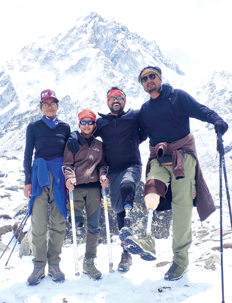 प्रदेश के दिव्यांग पर्वतारोही एवरेस्ट के करीब पहुंचे