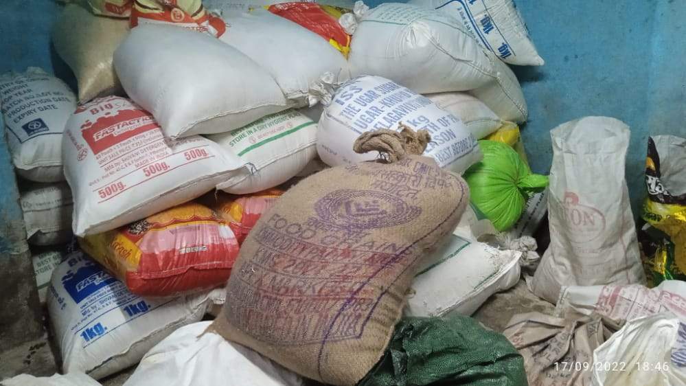  छापा, किराना दुकान से साढ़े 30 क्विंटल पीडीएस चावल जब्त