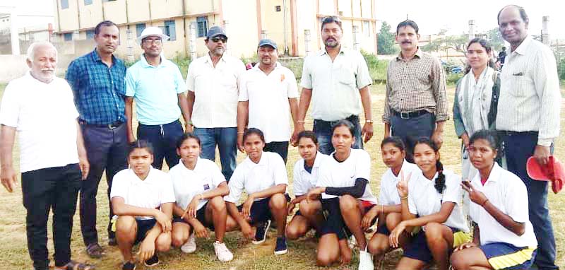 मनेंद्रगढ़  की 7 छात्राएं संभागीय एथलेटिक्स स्पर्धा के लिए चयनित