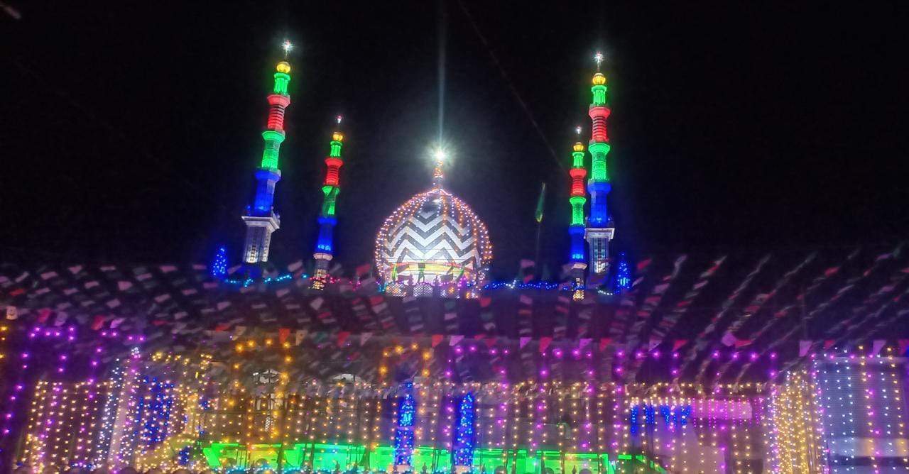 मुस्लिम समाज द्वारा मनाया जा रहा जश्ने ईद मिलादुन्नबी