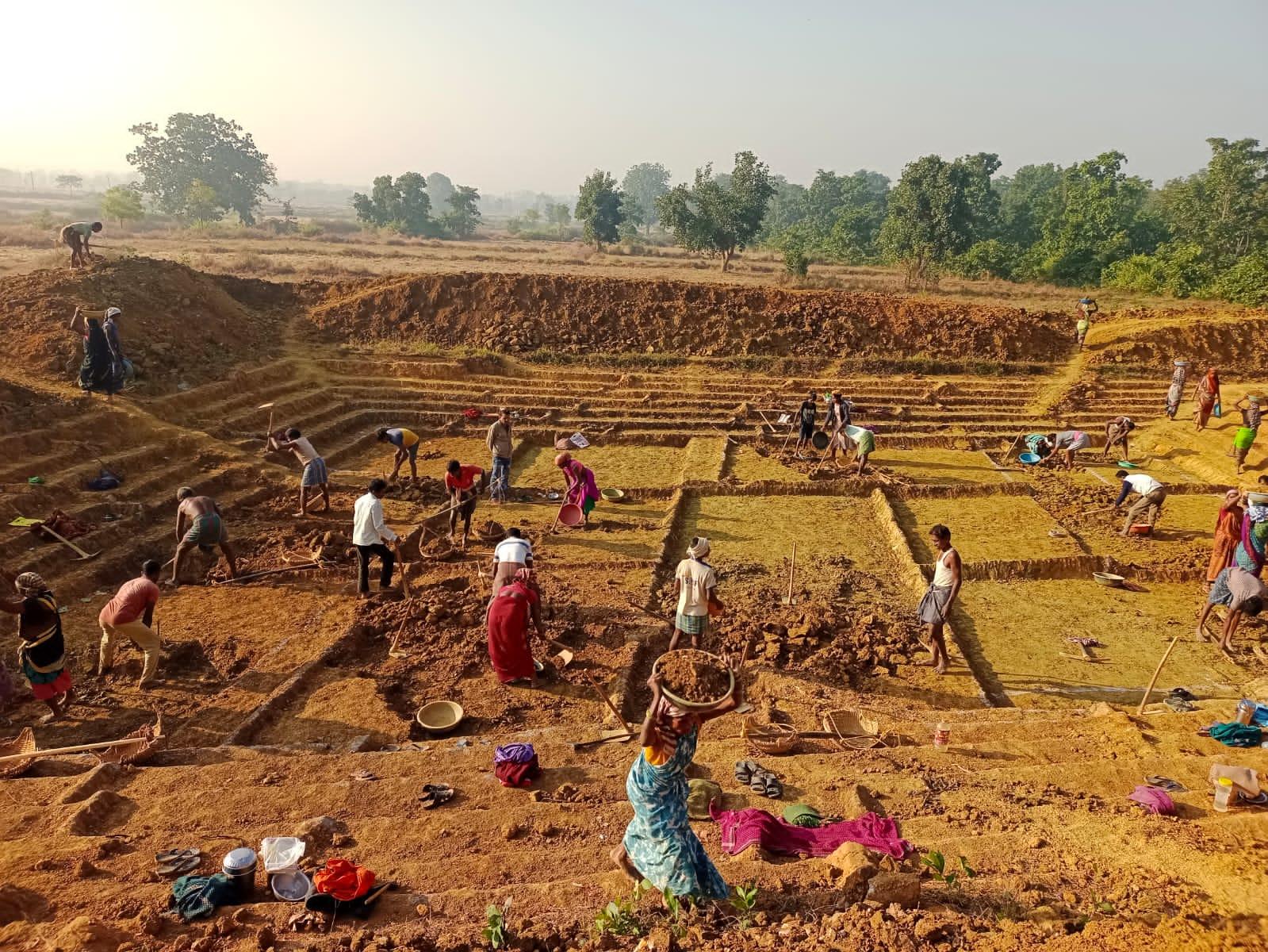 मनरेगा रोजगार मुहैया कराने में बलौदाबाजार-भाटापारा जिलें राज्य में पहले स्थान पर