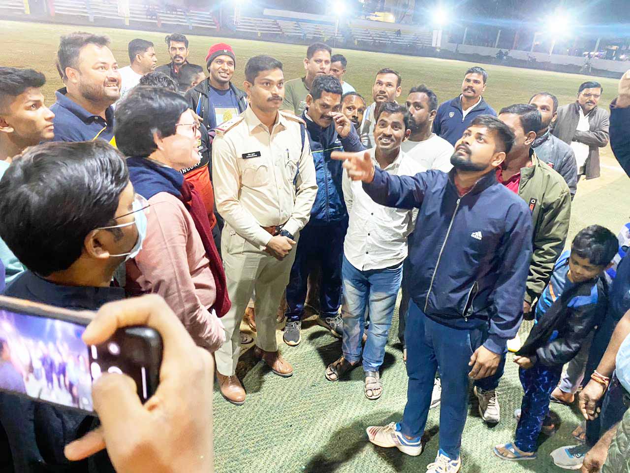 मुख्यमंत्री ट्रॉफी क्रिकेट में डॉक्टरों ने पुलिस को हराया