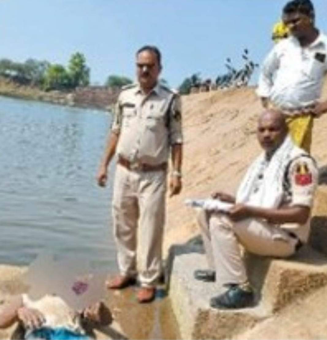 शिवनाथ नदी के ग्राम खमरिया एनिकेट में मिला युवक का शव, हत्या की आशंका 