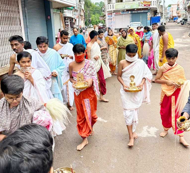 जैन मंदिर में चतुर्मासिक प्रवचन