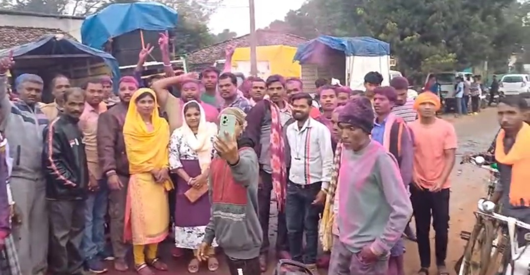 लता उसेण्डी की जीत, भाजपा कार्यकर्ताओं ने मनाया जश्न 