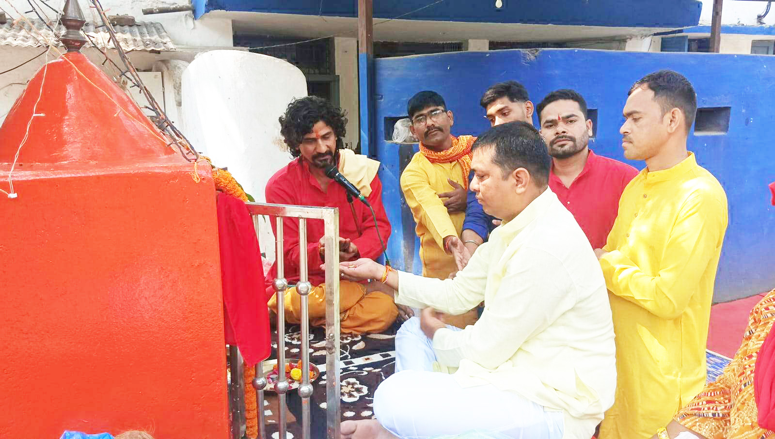 मंदिरों में हनुमान चालीसा का पाठ, जयंती पर कई आयोजन