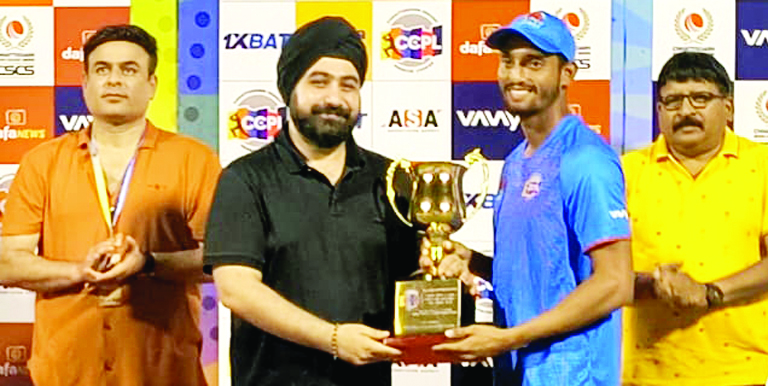 15 जून के दूसरे सीसीपीएल मैच में रायपुर रायनोस की 8 विकेट से जीत