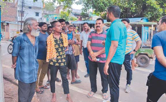 सफाई मित्र, कुष्ठ रोगी परिवार पीएम आवास में शिफ्ट होंगे, नाले से हटाए कब्जे