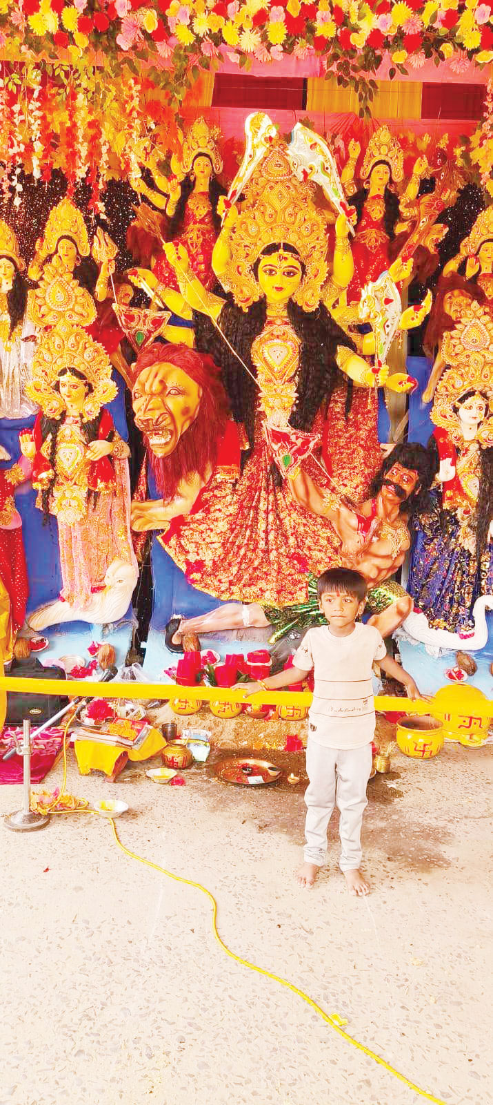 शारदीय नवरात्र शुरू, मंदिरों में जले आस्था के ज्योत