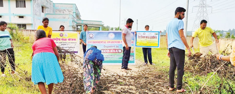 कन्या महाविद्यालय हॉस्टल छात्राओं ने स्वच्छता अभियान चलाया