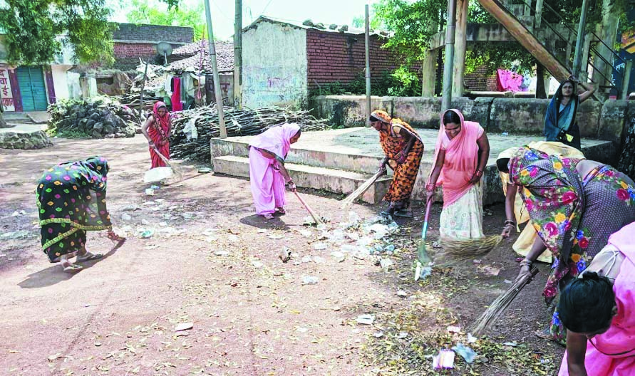 गांधी जयंती पर केसदा में विविध जागरूकता कार्यक्रम