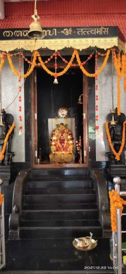 अयप्पा मंदिर में अन्नदान