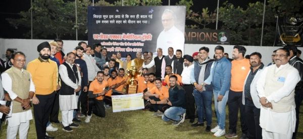 सोसाइटी प्रीमियर लीग 2021 की ट्रॉफी पर ब्राह्मण समाज का कब्जा