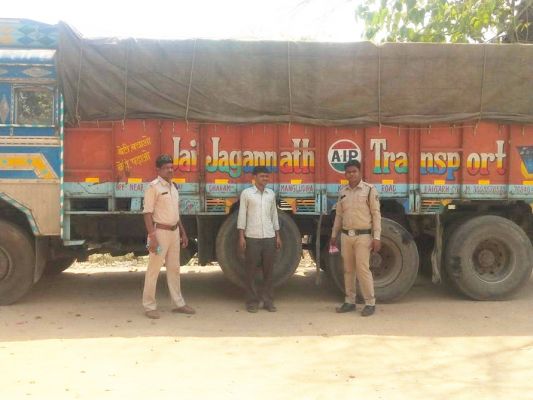 अवैध खुदाई-परिवहन, 35 टन कोयला के साथ ट्रक की जब्ती