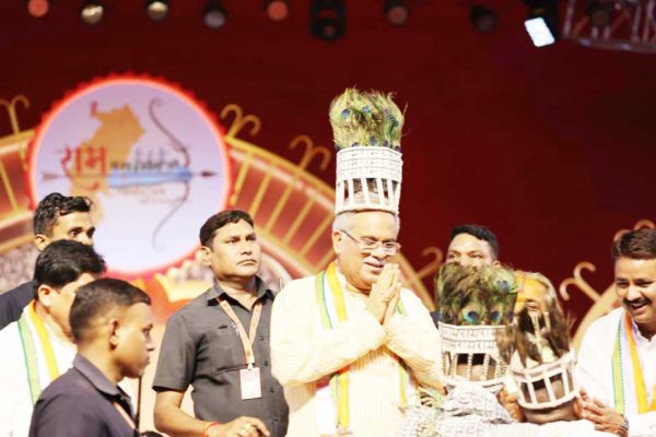 मुख्यमंत्री का रामनामी समुदाय ने किया अभिनंदन