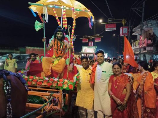 परशुराम जयंती पर निकली शोभायात्रा का नपाध्यक्ष ने किया स्वागत