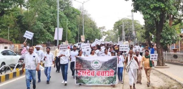 हसदेव को बचाने की मांग पर बिलासपुर में निकली बड़ी रैली, कलेक्ट्रेट में सीएम के नाम सौंपा ज्ञापन