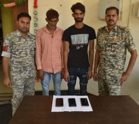 ओएलएक्स पर मोबाइल बेचने का झांसा दे एक लाख 70 हजार की ठगी, राजस्थान से 2 गिरफ्तार
