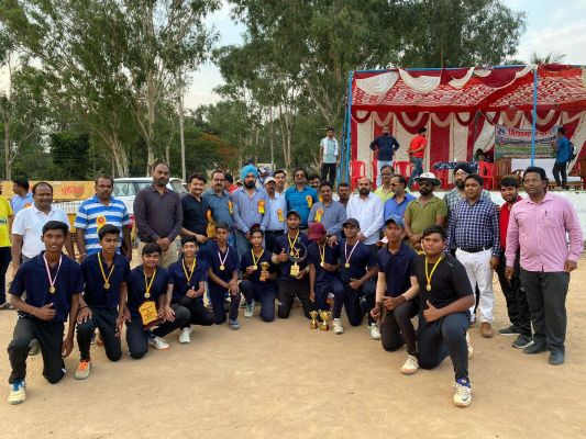 बिश्रामपुर कप क्रिकेट में सरगुजा रॉयल्स विजयी