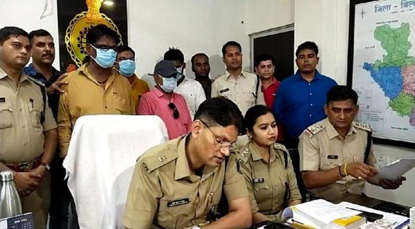 भाजपा पार्षद, सिपाही और ननि कर्मी गिरफ्तार, जेल