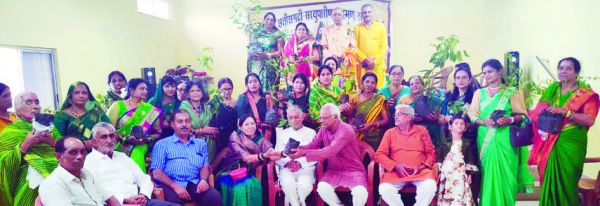 सरयूपारीण ब्राह्मण समाज महिला प्रकोष्ठ ने रुद्राभिषेक कर मनाया सावन उत्सव