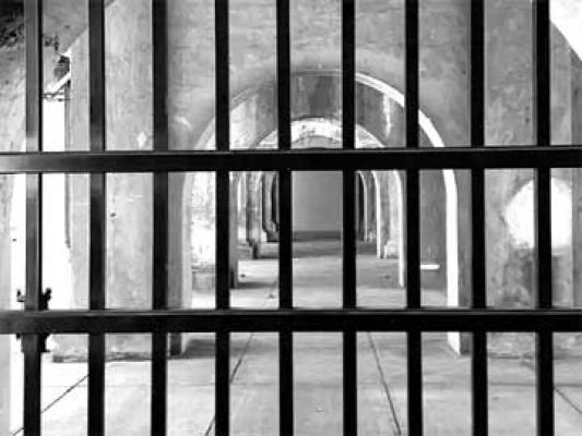 रायपुर जेल में बंद हाइप्रोफाइल ठग का नया मामला उजागर