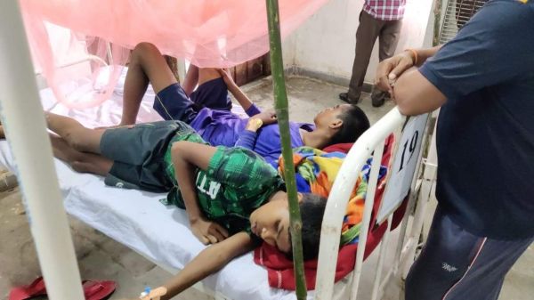 पेदाकुर्ती पोटाकेबिन के 40 छात्र मिले बीमार, 2 को डेंगू-4 को मलेरिया