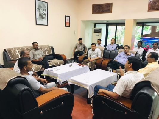 अनुविभागीय अधिकारी ने किंरदुल में डेंगू के संबंध में ली समीक्षा बैठक