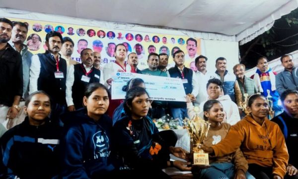 मेघखेल कबड्डी स्पर्धा: महिला वर्ग में इंदौर वंडर्स, पुरुष वर्ग में जय बूढ़ादेव गोंडवाना बिलासपुर की टीम अव्वल  