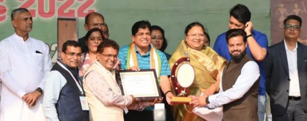राज्य स्तरीय दिव्यांगजन दिवस कार्यक्रम में दुर्ग को सर्वोच्च पुरस्कार
